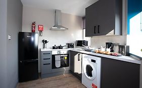 Fresh Modern 1Bd Apartment In Centre Of Wigan